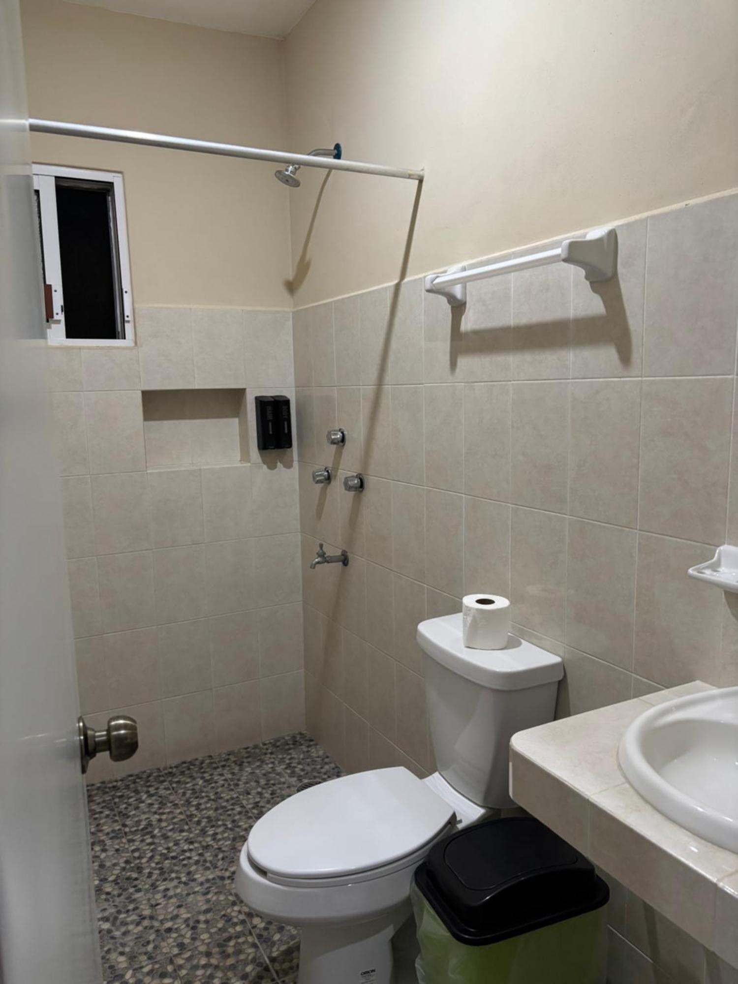 Casa Del Cenote Hotel Valladolid  Buitenkant foto